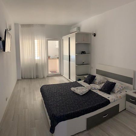 Апартаменты Sunny Garsoniera Эфорие Норд Экстерьер фото